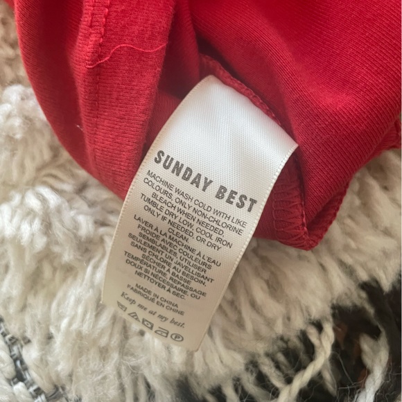 Aritzia Sunday best red half zip sweater XS - Picture 4 of 4